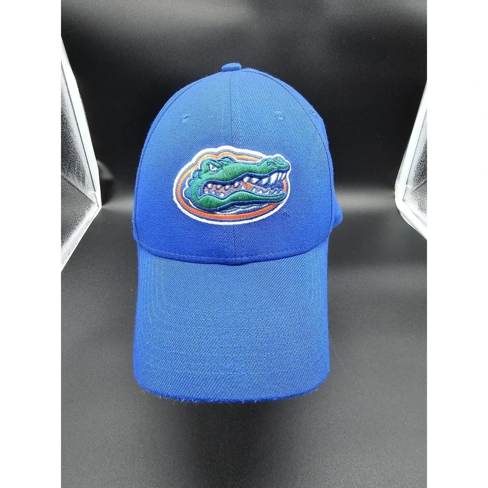 Nike Heritage‎ 91 Dri-Fit NCAA Florida Gators Embroidered Baseball Cap Hat